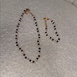 Tigers eye beaded necklace and bracelet set